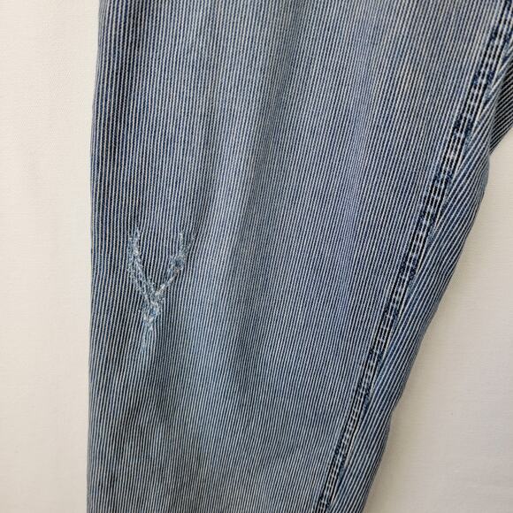 Eddie Bauer Women's Striped Distressed Denim Cropped Pants Size 8 - Picture 6 of 15